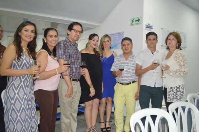 Luz Marina Joven,  Rina Luna, Joaquín Carrera, Catalina Gasca, Dhirley Ximena Tovar, Carlos Celis, Oliva Parra e Hijo.